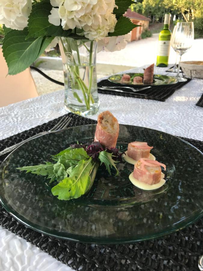 Les Ombrieres Bed & Breakfast Porcheresse Dış mekan fotoğraf