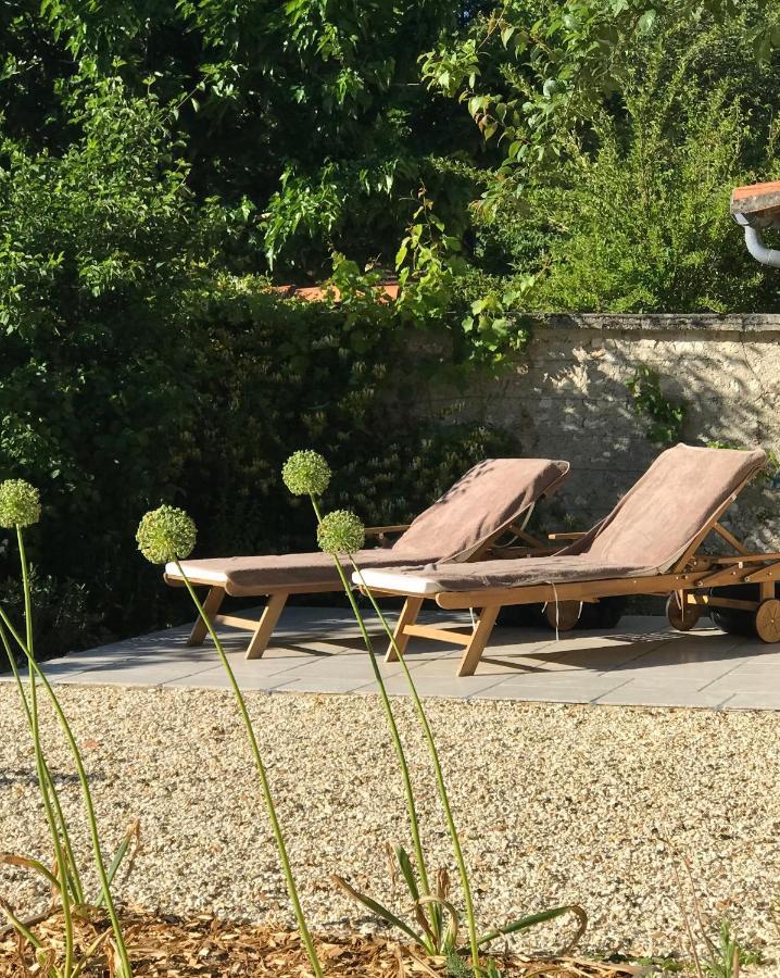 Les Ombrieres Bed & Breakfast Porcheresse Dış mekan fotoğraf