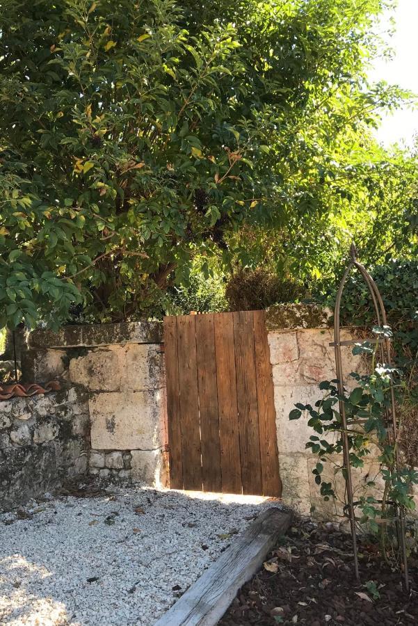 Les Ombrieres Bed & Breakfast Porcheresse Dış mekan fotoğraf