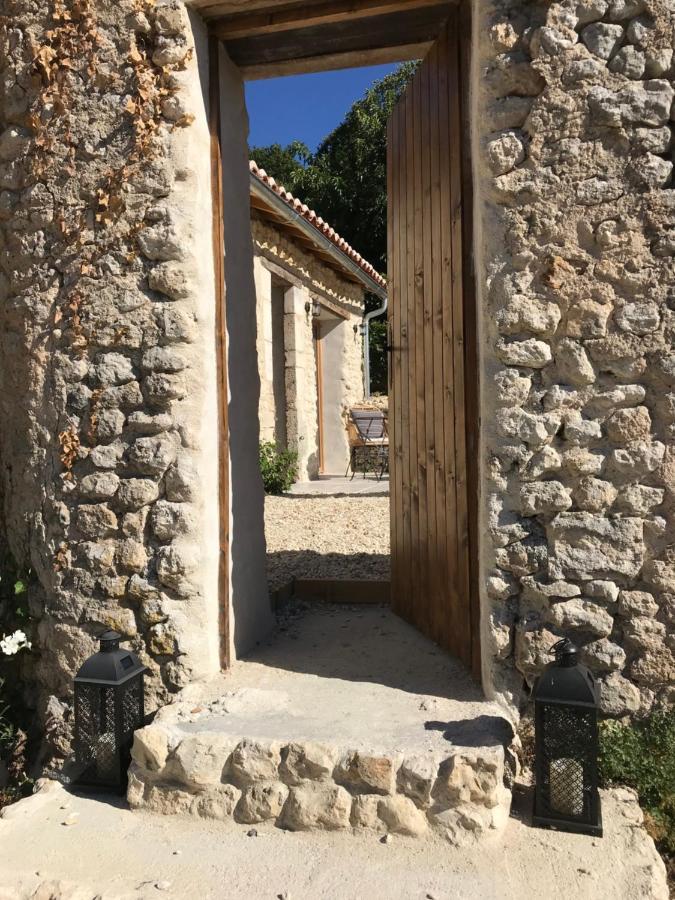 Les Ombrieres Bed & Breakfast Porcheresse Dış mekan fotoğraf